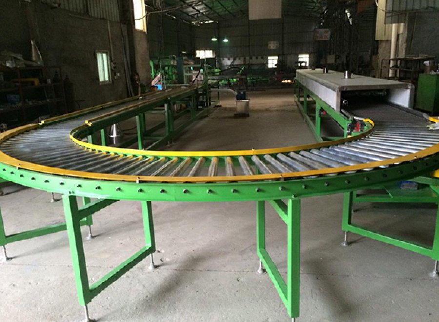 Glue coating production line for tube valve base